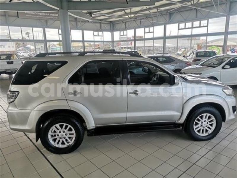 Big with watermark toyota fortuner matabeleland south beitbridge 28309