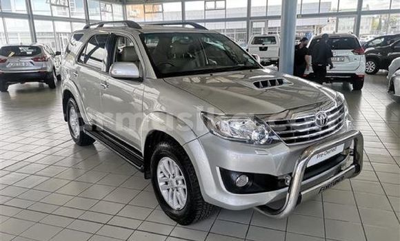 Tenga Tsaru Toyota Fortuner Sirivha Mota in Beitbridge in Matabeleland South Tenga Tsaru Toyota Fortuner Sirivha Mota in Beitbridge in Matabeleland South