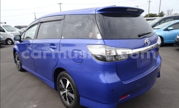 Acheter Occasion Voiture Toyota Wish Bleu à Beitbridge, Matabeleland South Acheter Occasion Voiture Toyota Wish Bleu à Beitbridge, Matabeleland South