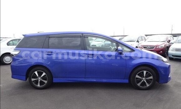 Acheter Occasion Voiture Toyota Wish Bleu à Beitbridge, Matabeleland South Acheter Occasion Voiture Toyota Wish Bleu à Beitbridge, Matabeleland South