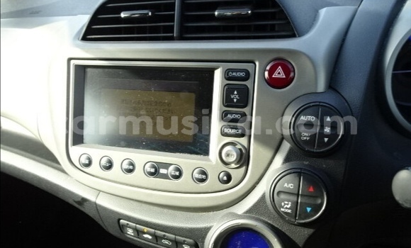 Acheter Occasion Voiture Honda Fit Bleu à Beitbridge, Matabeleland South Acheter Occasion Voiture Honda Fit Bleu à Beitbridge, Matabeleland South