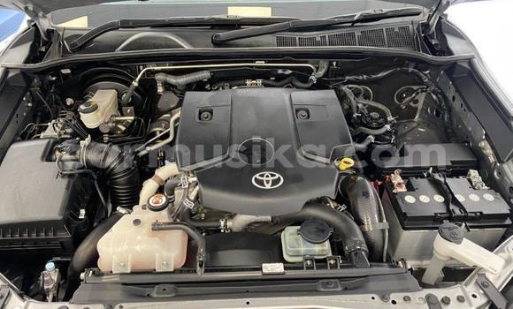 Acheter Occasion Voiture Toyota Hilux Gris à Beitbridge, Matabeleland South Acheter Occasion Voiture Toyota Hilux Gris à Beitbridge, Matabeleland South