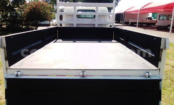 Acheter Occasion Voiture Toyota Dyna Blanc à Beitbridge, Matabeleland South Acheter Occasion Voiture Toyota Dyna Blanc à Beitbridge, Matabeleland South