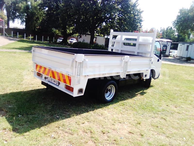 Big with watermark toyota dyna matabeleland south beitbridge 28314