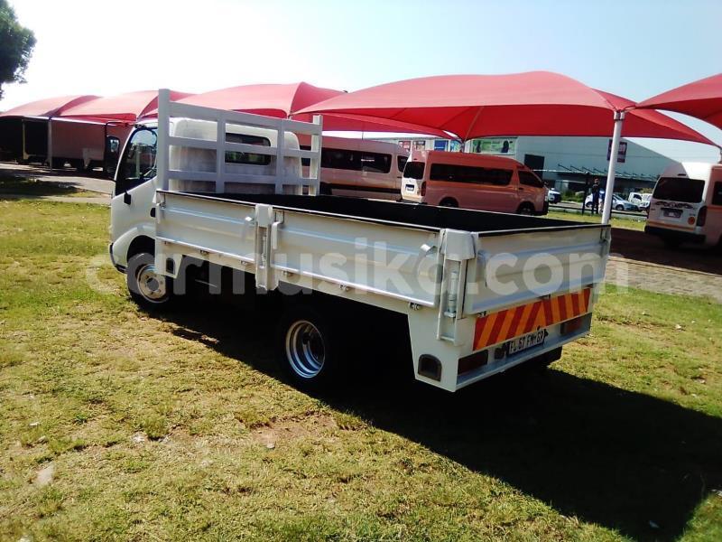 Big with watermark toyota dyna matabeleland south beitbridge 28314