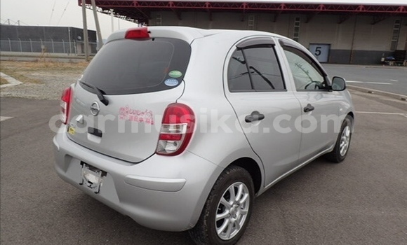 Acheter Occasion Voiture Nissan March Gris à Beitbridge, Matabeleland South Acheter Occasion Voiture Nissan March Gris à Beitbridge, Matabeleland South