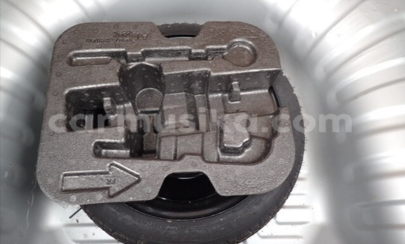 Acheter Occasion Voiture Nissan March Gris à Beitbridge, Matabeleland South Acheter Occasion Voiture Nissan March Gris à Beitbridge, Matabeleland South