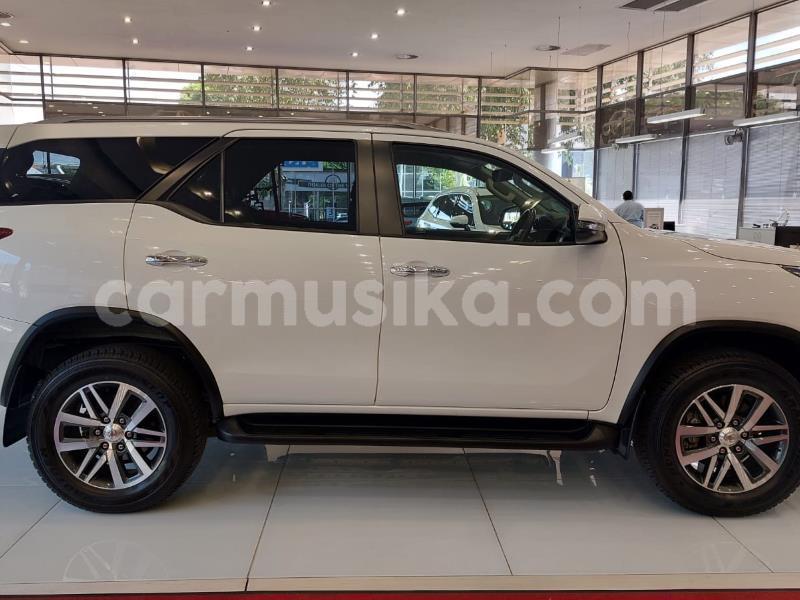 Big with watermark toyota fortuner matabeleland south beitbridge 28318