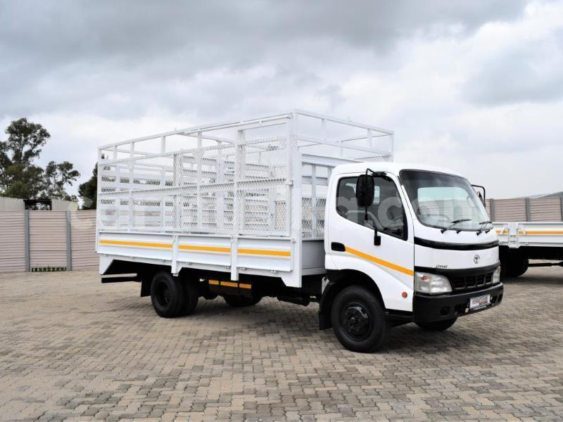 Big with watermark toyota dyna matabeleland south beitbridge 28319