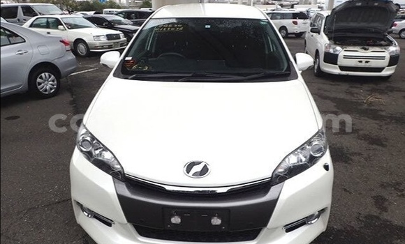 Acheter Occasion Voiture Toyota Wish Blanc à Beitbridge, Matabeleland South Acheter Occasion Voiture Toyota Wish Blanc à Beitbridge, Matabeleland South