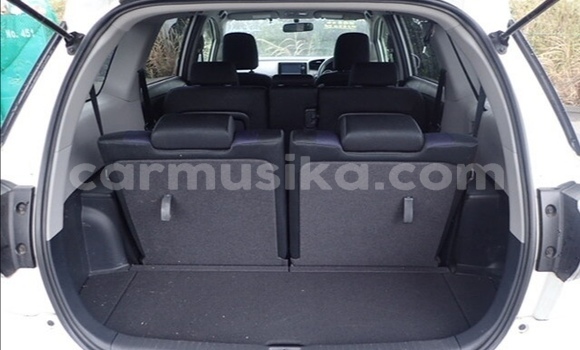 Acheter Occasion Voiture Toyota Wish Blanc à Beitbridge, Matabeleland South Acheter Occasion Voiture Toyota Wish Blanc à Beitbridge, Matabeleland South