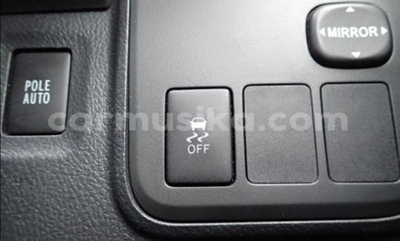 Acheter Occasion Voiture Toyota Wish Blanc à Beitbridge, Matabeleland South Acheter Occasion Voiture Toyota Wish Blanc à Beitbridge, Matabeleland South