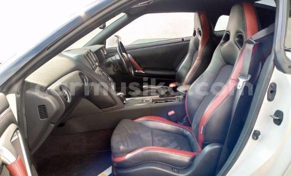 Acheter Occasion Voiture Nissan GT-R Blanc à Beitbridge, Matabeleland South Acheter Occasion Voiture Nissan GT-R Blanc à Beitbridge, Matabeleland South