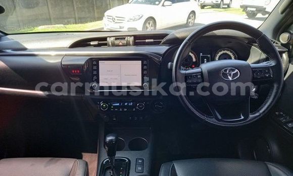 Tenga Tsaru Toyota Hilux Chena Mota in Beitbridge in Matabeleland South Tenga Tsaru Toyota Hilux Chena Mota in Beitbridge in Matabeleland South