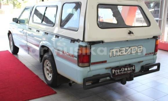 Tenga Tsaru Mazda B–series Bhuruu Mota in Beitbridge in Matabeleland South Tenga Tsaru Mazda B–series Bhuruu Mota in Beitbridge in Matabeleland South