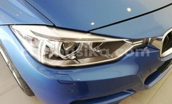 Acheter Occasion Voiture BMW 3–Series Bleu à Beitbridge, Matabeleland South Acheter Occasion Voiture BMW 3–Series Bleu à Beitbridge, Matabeleland South