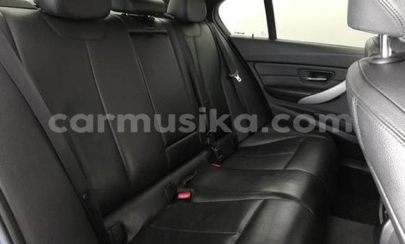 Acheter Occasion Voiture BMW 3–Series Bleu à Beitbridge, Matabeleland South Acheter Occasion Voiture BMW 3–Series Bleu à Beitbridge, Matabeleland South