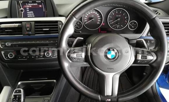 Acheter Occasion Voiture BMW 3–Series Bleu à Beitbridge, Matabeleland South Acheter Occasion Voiture BMW 3–Series Bleu à Beitbridge, Matabeleland South