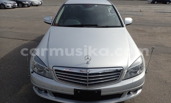 Acheter Occasion Voiture Mercedes‒Benz C–Class Gris à Beitbridge, Matabeleland South