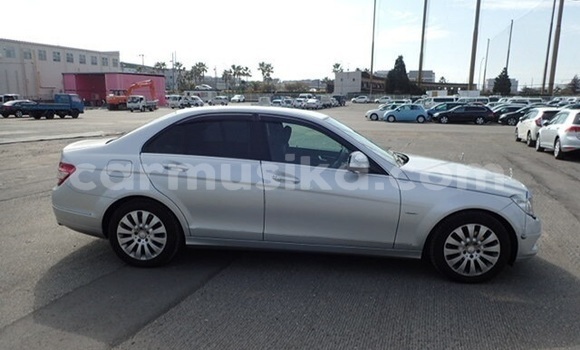 Acheter Occasion Voiture Mercedes‒Benz C–Class Gris à Beitbridge, Matabeleland South Acheter Occasion Voiture Mercedes‒Benz C–Class Gris à Beitbridge, Matabeleland South
