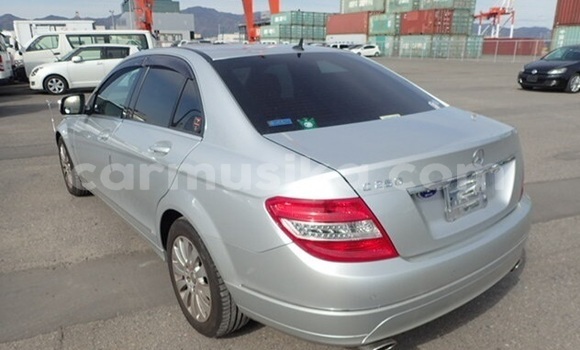 Acheter Occasion Voiture Mercedes‒Benz C–Class Gris à Beitbridge, Matabeleland South Acheter Occasion Voiture Mercedes‒Benz C–Class Gris à Beitbridge, Matabeleland South