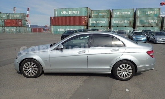 Acheter Occasion Voiture Mercedes‒Benz C–Class Gris à Beitbridge, Matabeleland South Acheter Occasion Voiture Mercedes‒Benz C–Class Gris à Beitbridge, Matabeleland South