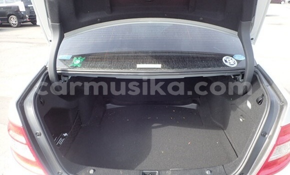 Acheter Occasion Voiture Mercedes‒Benz C–Class Gris à Beitbridge, Matabeleland South Acheter Occasion Voiture Mercedes‒Benz C–Class Gris à Beitbridge, Matabeleland South