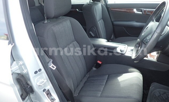 Acheter Occasion Voiture Mercedes‒Benz C–Class Gris à Beitbridge, Matabeleland South Acheter Occasion Voiture Mercedes‒Benz C–Class Gris à Beitbridge, Matabeleland South