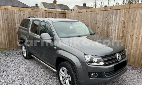 Buy Used Volkswagen Amarok Beige Car in Beitbridge in Matabeleland South