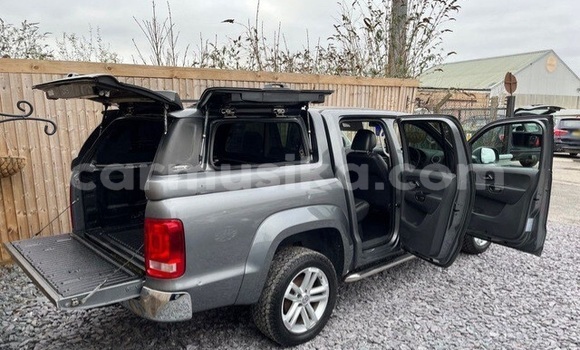 Buy Used Volkswagen Amarok Beige Car in Beitbridge in Matabeleland South Buy Used Volkswagen Amarok Beige Car in Beitbridge in Matabeleland South