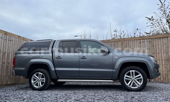 Buy Used Volkswagen Amarok Beige Car in Beitbridge in Matabeleland South Buy Used Volkswagen Amarok Beige Car in Beitbridge in Matabeleland South