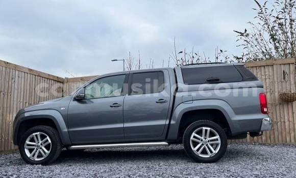 Buy Used Volkswagen Amarok Beige Car in Beitbridge in Matabeleland South Buy Used Volkswagen Amarok Beige Car in Beitbridge in Matabeleland South