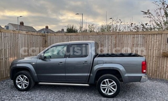 Buy Used Volkswagen Amarok Beige Car in Beitbridge in Matabeleland South Buy Used Volkswagen Amarok Beige Car in Beitbridge in Matabeleland South