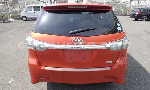 Tenga Tsaru Toyota Wish Tsvuku Mota in Beitbridge in Matabeleland South Tenga Tsaru Toyota Wish Tsvuku Mota in Beitbridge in Matabeleland South