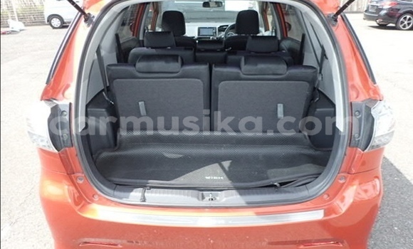 Tenga Tsaru Toyota Wish Tsvuku Mota in Beitbridge in Matabeleland South Tenga Tsaru Toyota Wish Tsvuku Mota in Beitbridge in Matabeleland South