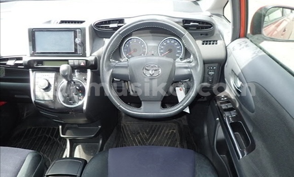 Tenga Tsaru Toyota Wish Tsvuku Mota in Beitbridge in Matabeleland South Tenga Tsaru Toyota Wish Tsvuku Mota in Beitbridge in Matabeleland South