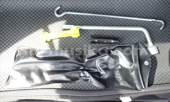 Tenga Tsaru Toyota Wish Tsvuku Mota in Beitbridge in Matabeleland South Tenga Tsaru Toyota Wish Tsvuku Mota in Beitbridge in Matabeleland South