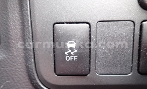 Tenga Tsaru Toyota Wish Tsvuku Mota in Beitbridge in Matabeleland South Tenga Tsaru Toyota Wish Tsvuku Mota in Beitbridge in Matabeleland South