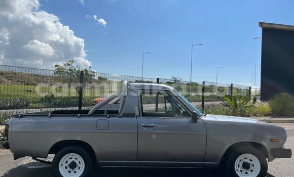 Tenga Tsaru Nissan 100NX Zvimwe Mota in Belvedere in Harare