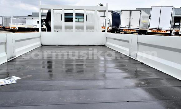 Acheter Occasion Voiture Toyota Dyna Blanc à Beitbridge, Matabeleland South Acheter Occasion Voiture Toyota Dyna Blanc à Beitbridge, Matabeleland South