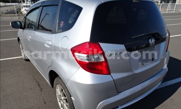 Nunua Ilio tumika Honda Fit Fedha Gari ndani ya Beitbridge nchini Matabeleland Kusini Nunua Ilio tumika Honda Fit Fedha Gari ndani ya Beitbridge nchini Matabeleland Kusini