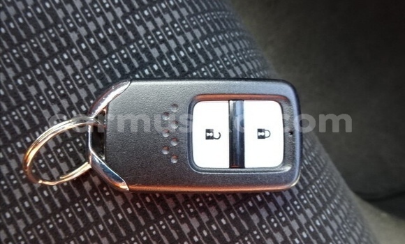 Nunua Ilio tumika Honda Fit Bluu Gari ndani ya Beitbridge nchini Matabeleland Kusini Nunua Ilio tumika Honda Fit Bluu Gari ndani ya Beitbridge nchini Matabeleland Kusini