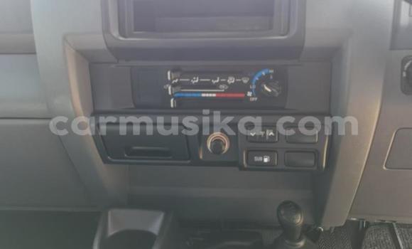 Nunua Ilio tumika Toyota Land Cruiser Nyeupe Gari ndani ya Beitbridge nchini Matabeleland Kusini Nunua Ilio tumika Toyota Land Cruiser Nyeupe Gari ndani ya Beitbridge nchini Matabeleland Kusini