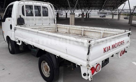 Tenga Tsaru Kia K7 Chena Mota in Beitbridge in Matabeleland South Tenga Tsaru Kia K7 Chena Mota in Beitbridge in Matabeleland South