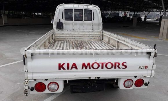 Tenga Tsaru Kia K7 Chena Mota in Beitbridge in Matabeleland South Tenga Tsaru Kia K7 Chena Mota in Beitbridge in Matabeleland South