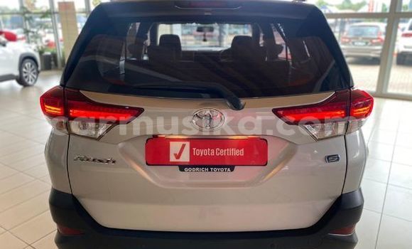 Acheter Occasion Voiture Toyota Rush Gris à Beitbridge, Matabeleland South Acheter Occasion Voiture Toyota Rush Gris à Beitbridge, Matabeleland South