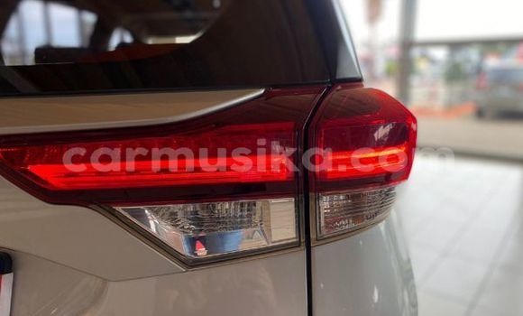 Acheter Occasion Voiture Toyota Rush Gris à Beitbridge, Matabeleland South Acheter Occasion Voiture Toyota Rush Gris à Beitbridge, Matabeleland South