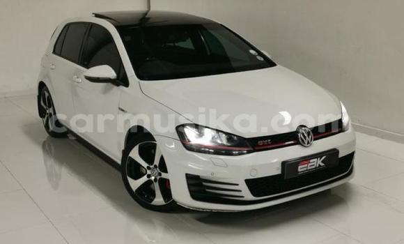 Nunua Ilio tumika Volkswagen Golf GTI Nyeupe Gari ndani ya Beitbridge nchini Matabeleland Kusini Nunua Ilio tumika Volkswagen Golf GTI Nyeupe Gari ndani ya Beitbridge nchini Matabeleland Kusini