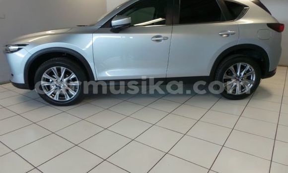 Acheter Occasion Voiture Mazda CX-5 Gris à Beitbridge, Matabeleland South Acheter Occasion Voiture Mazda CX-5 Gris à Beitbridge, Matabeleland South