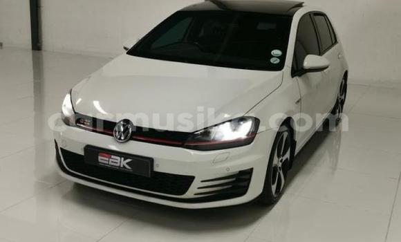 Nunua Ilio tumika Volkswagen Golf GTI Nyeupe Gari ndani ya Beitbridge nchini Matabeleland Kusini Nunua Ilio tumika Volkswagen Golf GTI Nyeupe Gari ndani ya Beitbridge nchini Matabeleland Kusini